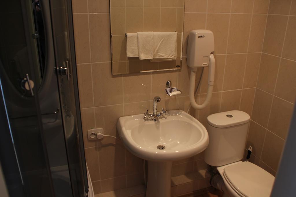 ז'יטומיר Hotel Ukraine חדר תמונה