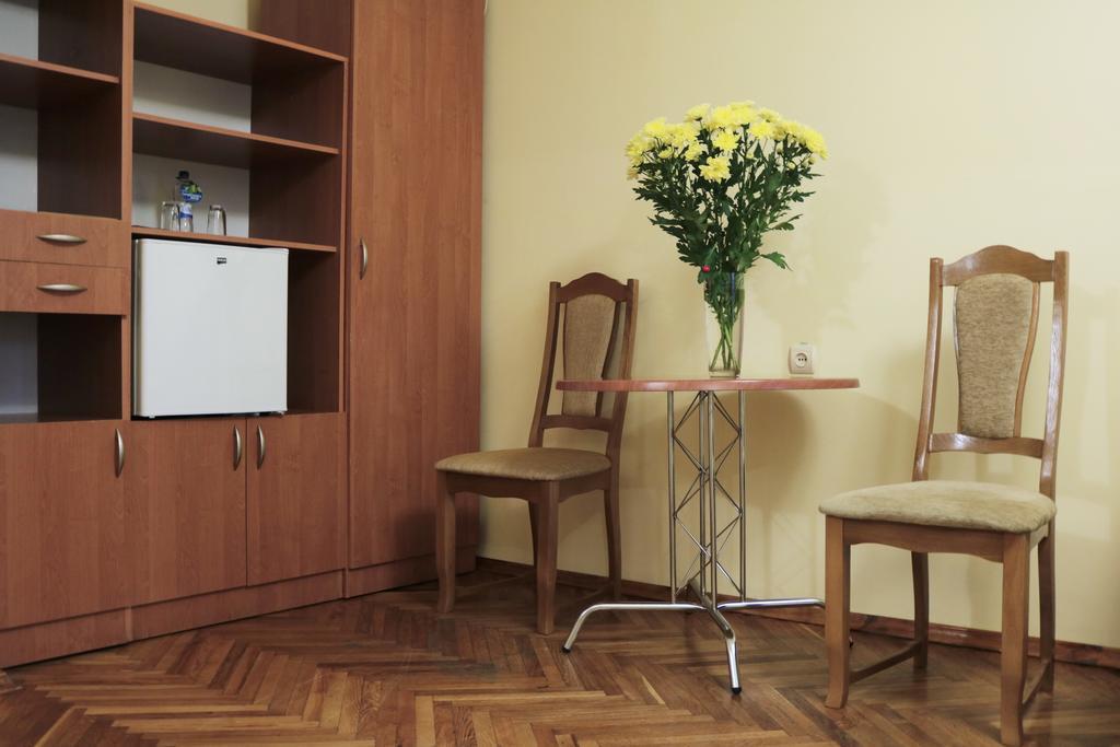 ז'יטומיר Hotel Ukraine מראה חיצוני תמונה